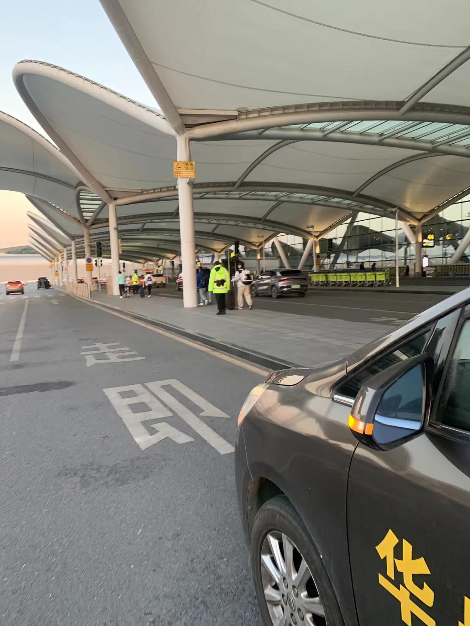 Huahang Hotel - Guangzhou Baiyun International Airport - Free Airport Shuttle Bus 外观 照片